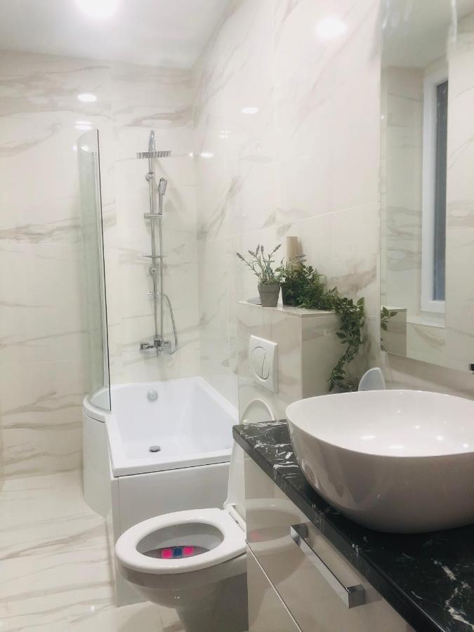 شقة Belvarosi Apartman 1 ميسكولك المظهر الخارجي الصورة